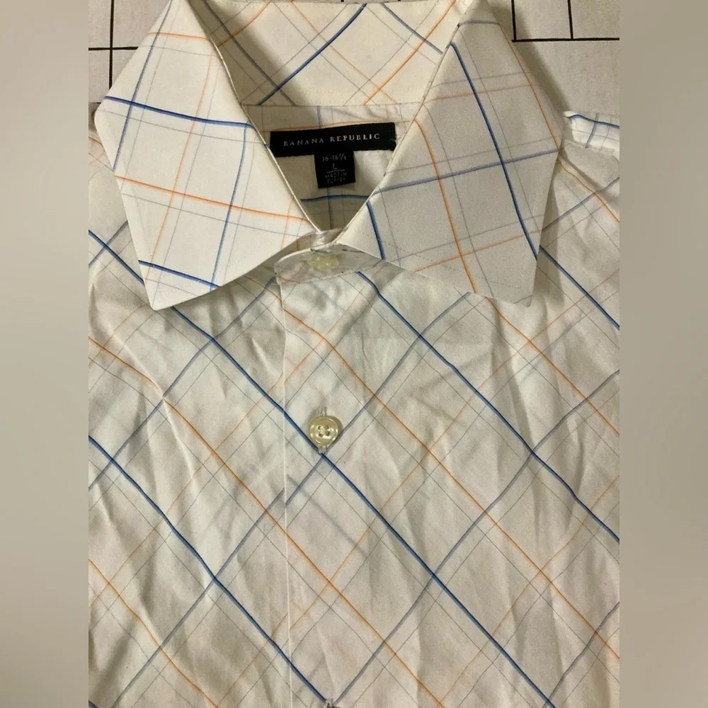 Banana Republic Men’s Size Large‎ Button Down Shirt